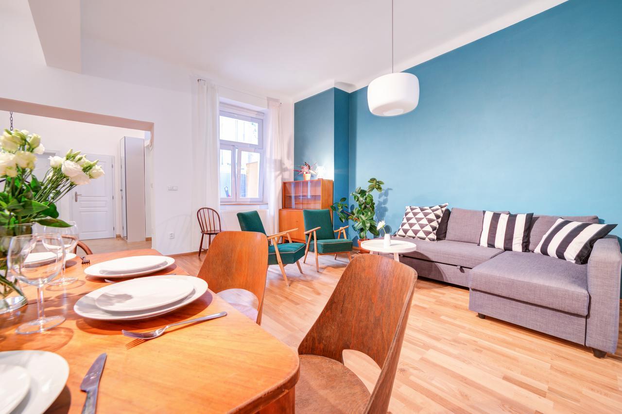 Апартаменти Grand Central Apartment